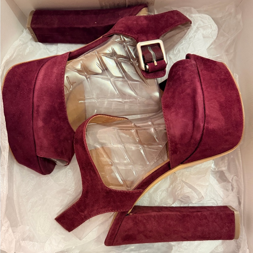 Steve Madden Burgundy Suede Platform Heels